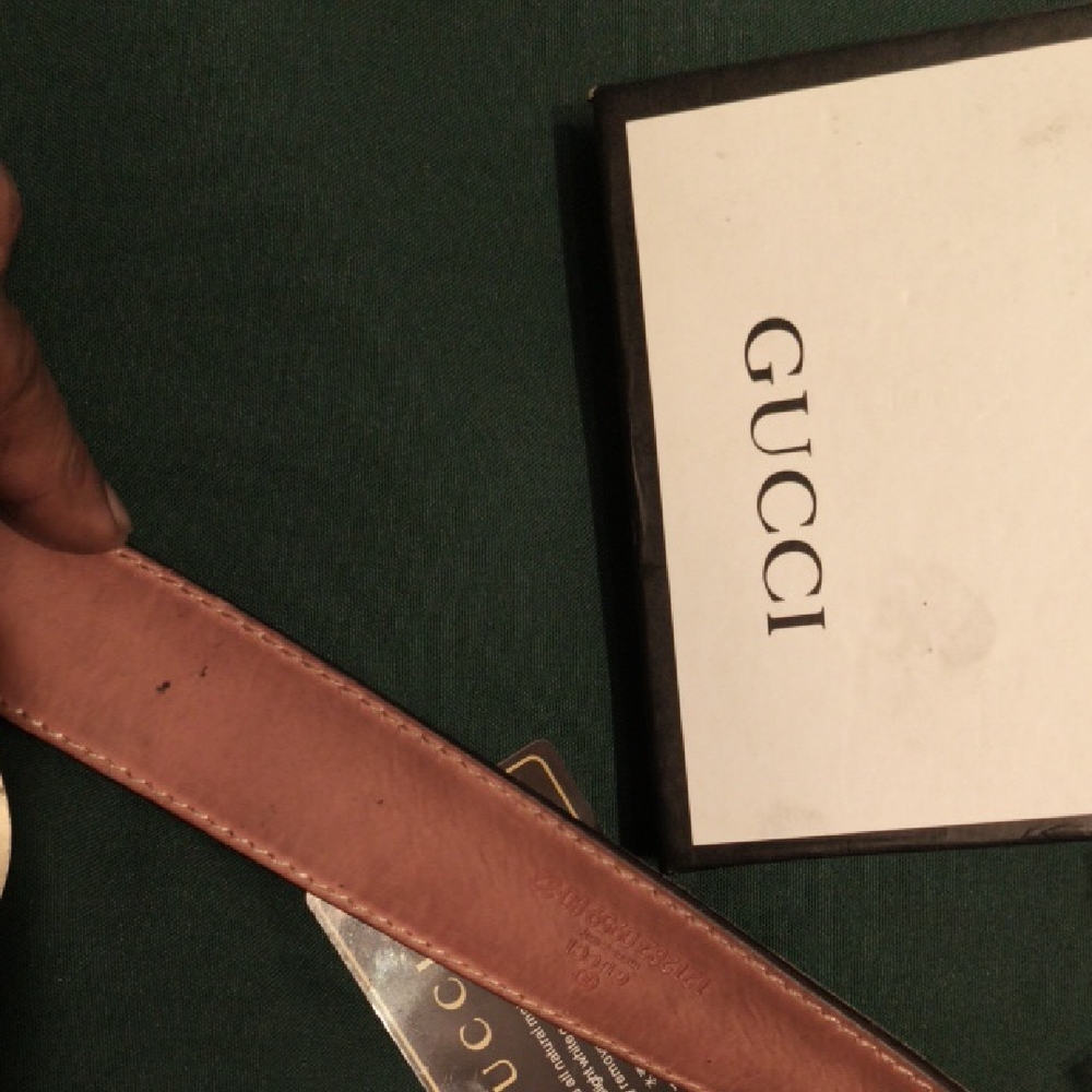 Gucci Monogram Belt with Gold Buckle - Picture 3 of 3